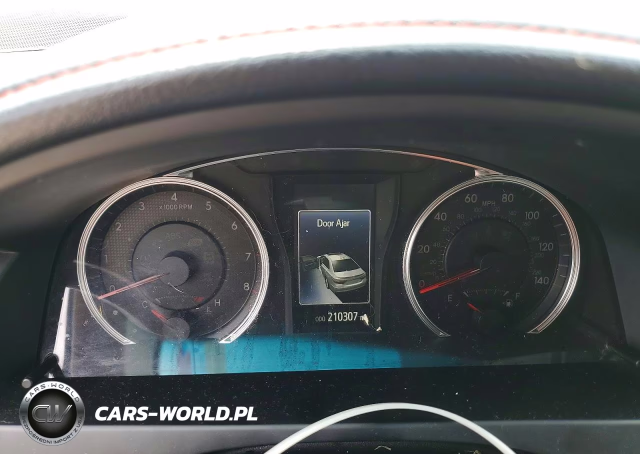 2016 Toyota Camry Se VIN:4T1BF1FK0GU266588 - 9