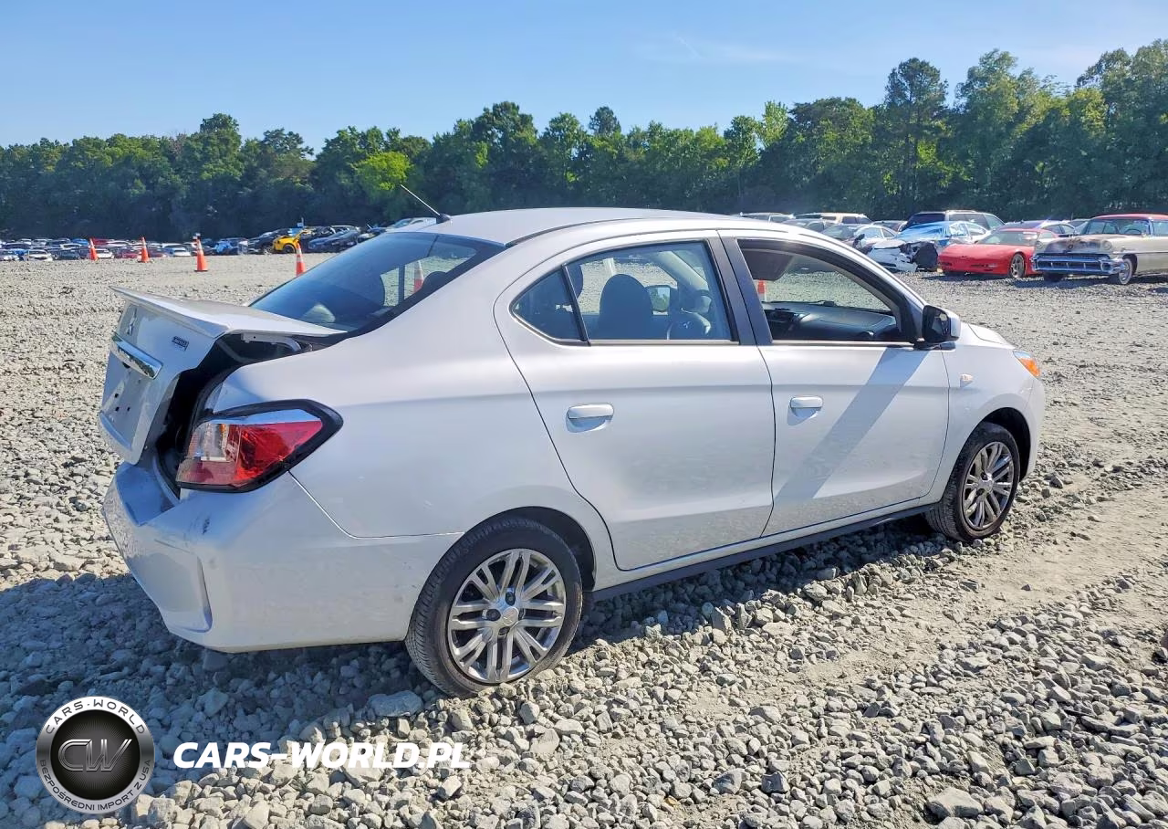 2024 Mitsubishi Mirage G4 Es VIN:ML32FUFJ9RHF15064 - 3