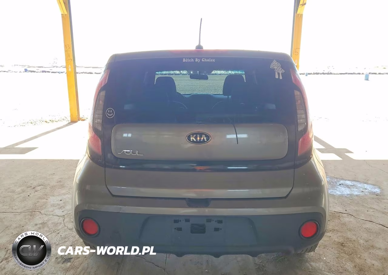 2018 Kia Soul Base VIN:KNDJN2A20J7609132 - 6