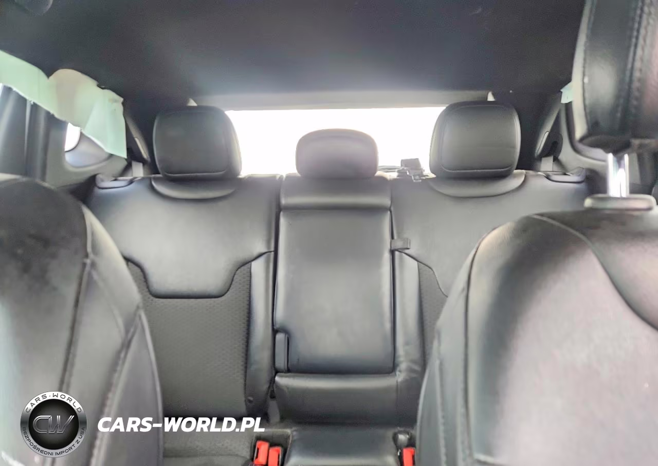 2025 Jeep Compass Latitude VIN:3C4NJDBN5ST566972 - 10