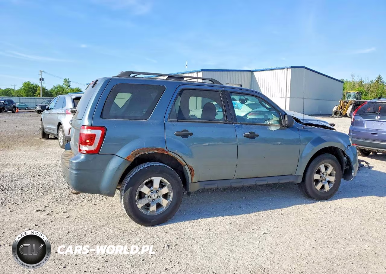 2012 Ford Escape Xlt VIN:1FMCU9DG9CKC73889 - 3