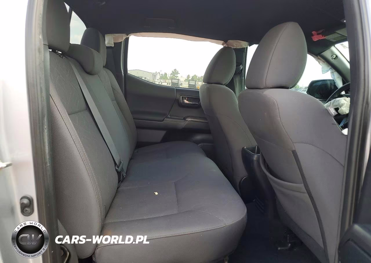 2018 Toyota Tacoma Trd Sport VIN:5TFCZ5AN8JX123046 - 10