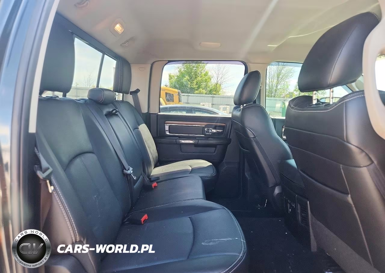 2017 Ram 1500 Laramie VIN:1C6RR7NM4HS875249 - 10