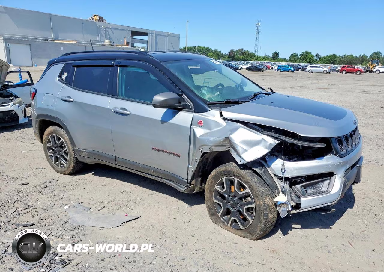 2021 Jeep Compass Trailhawk VIN:3C4NJDDB8MT586820 - 4