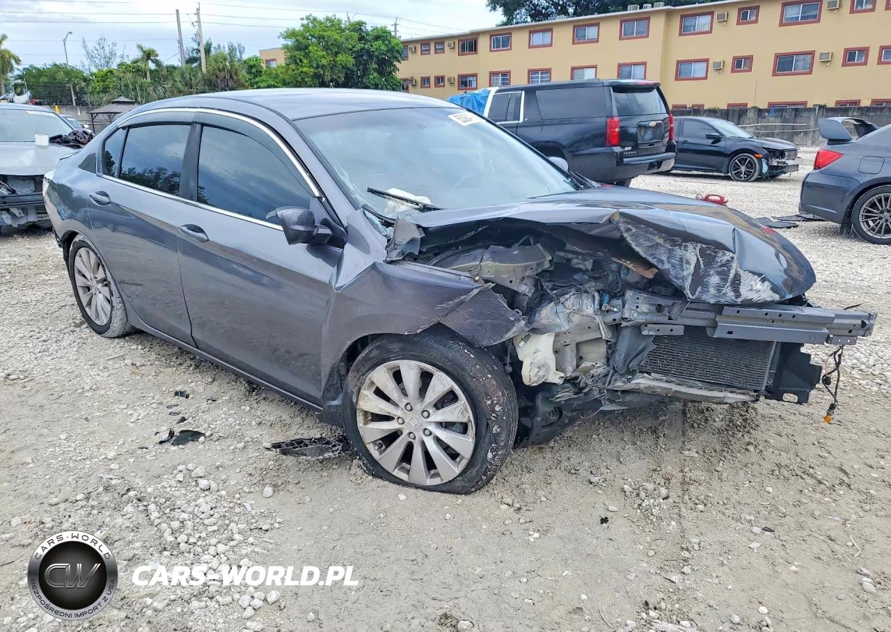2014 Honda Accord Sport VIN:1HGCR2F50EA183064 - 4