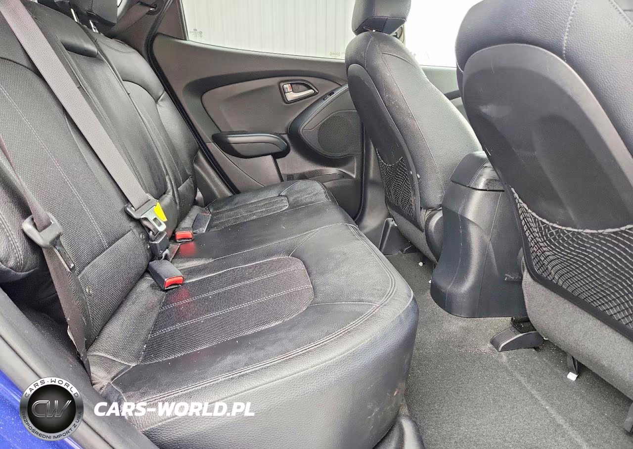2012 Hyundai Tucson Limited VIN:KM8JUCAC7CU424500 - 11