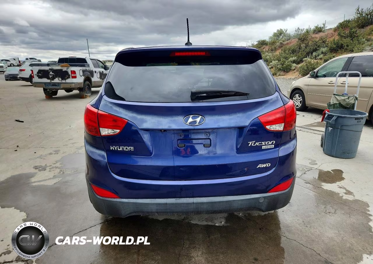 2012 Hyundai Tucson Limited VIN:KM8JUCAC7CU424500 - 6