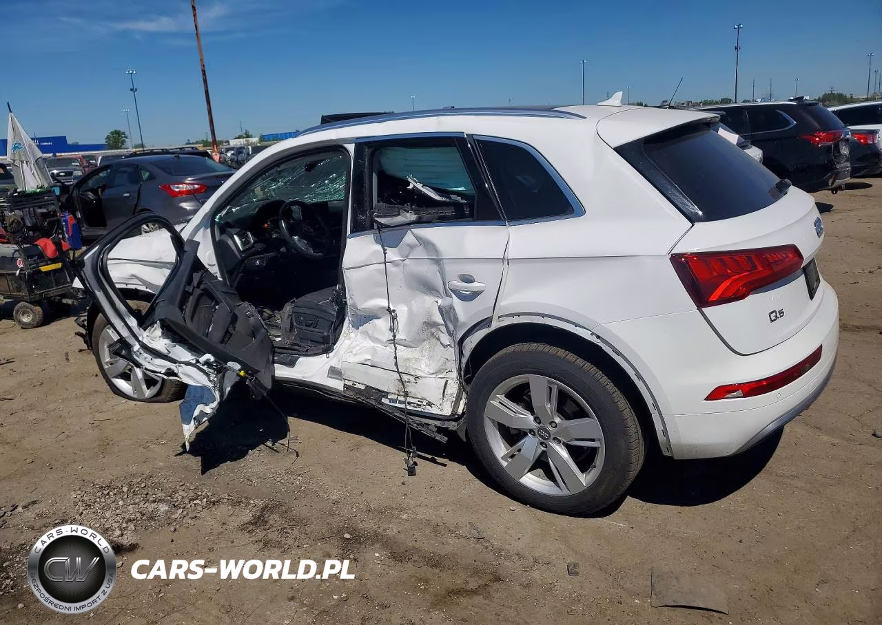 2018 Audi Q5 Premium Plus VIN:WA1BNAFY8J2228549 - 2