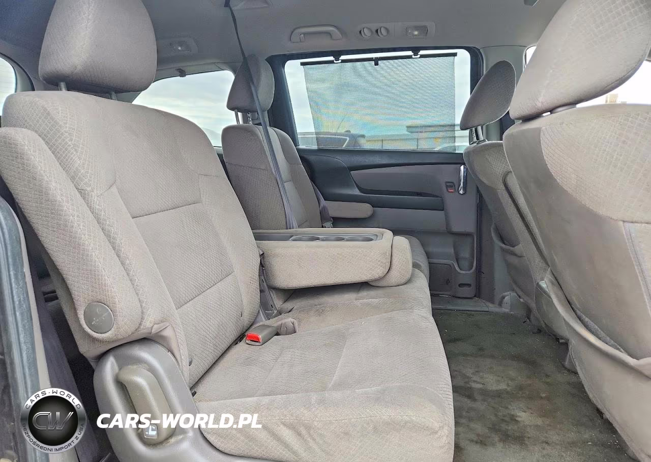 2016 Honda Odyssey Se VIN:5FNRL5H34GB038000 - 11