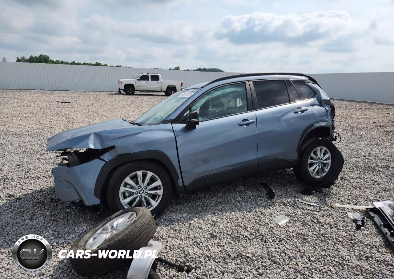 2026 Toyota Corolla Cross Le – zdjęcie 1 z 14