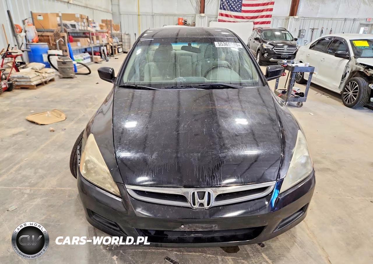 2007 Honda Accord Lx VIN:1HGCM56417A004718 - 5