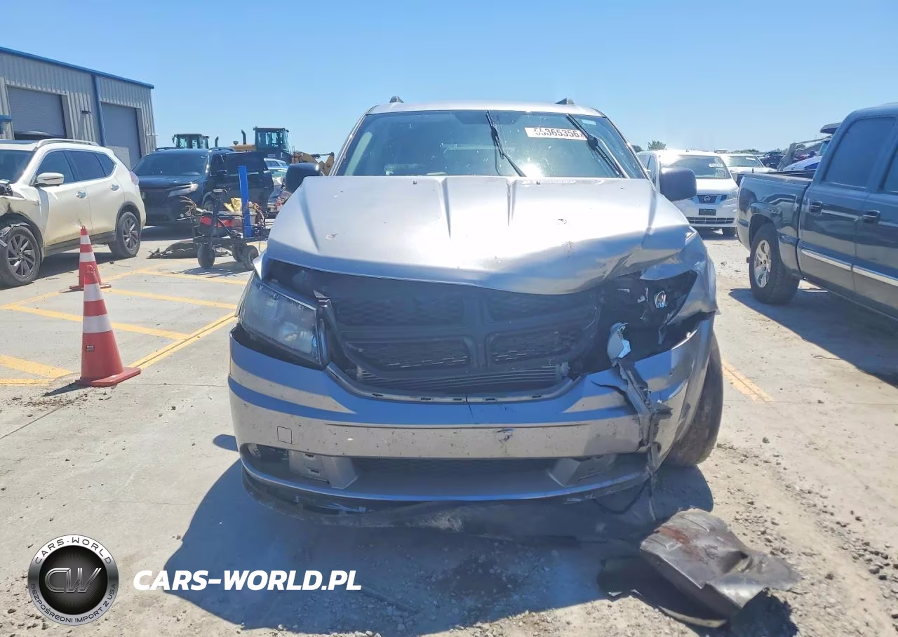 2018 Dodge Journey Se VIN:3C4PDCAB8JT295292 - 5