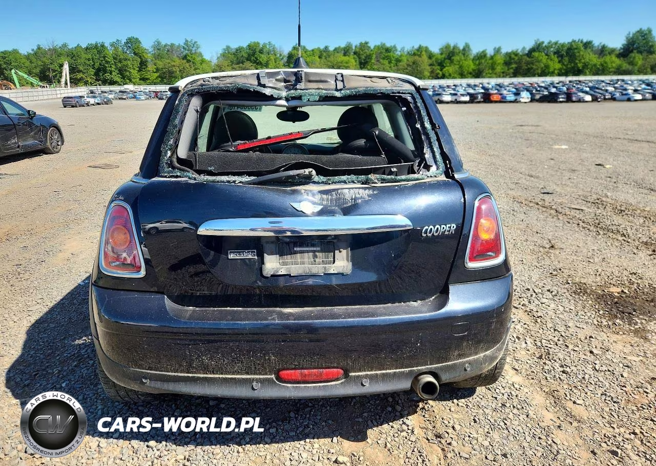 2007 Mini Cooper VIN:WMWMF33517TT50462 - 6