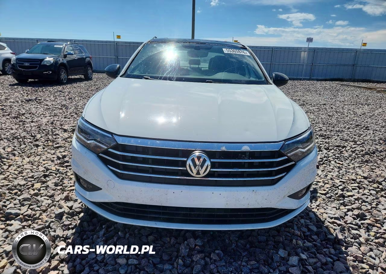 2019 Volkswagen Jetta S VIN:3VWCB7BU2KM273468 - 5