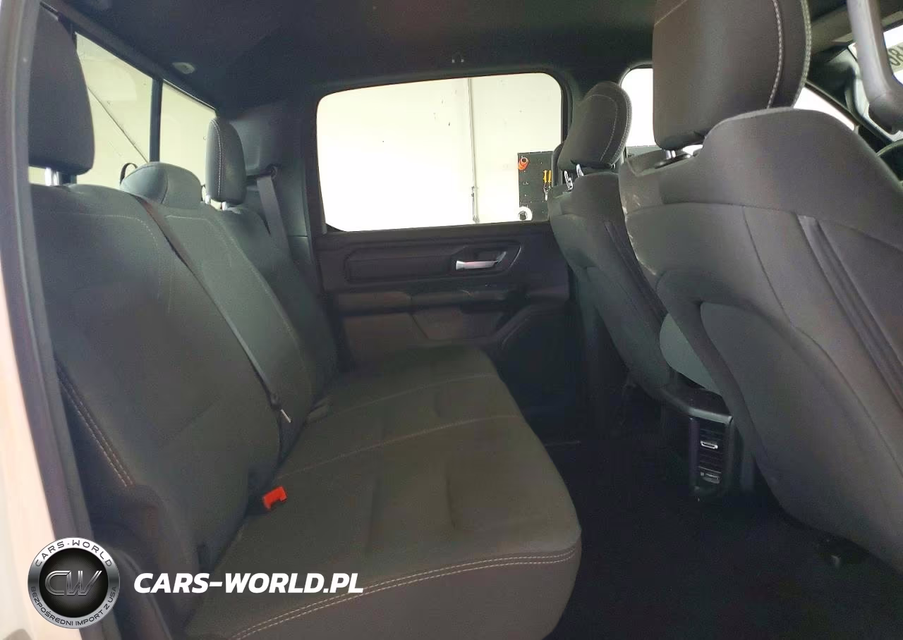 2022 Ram 1500 Tradesman VIN:1C6RRFGG5NN446729 - 10