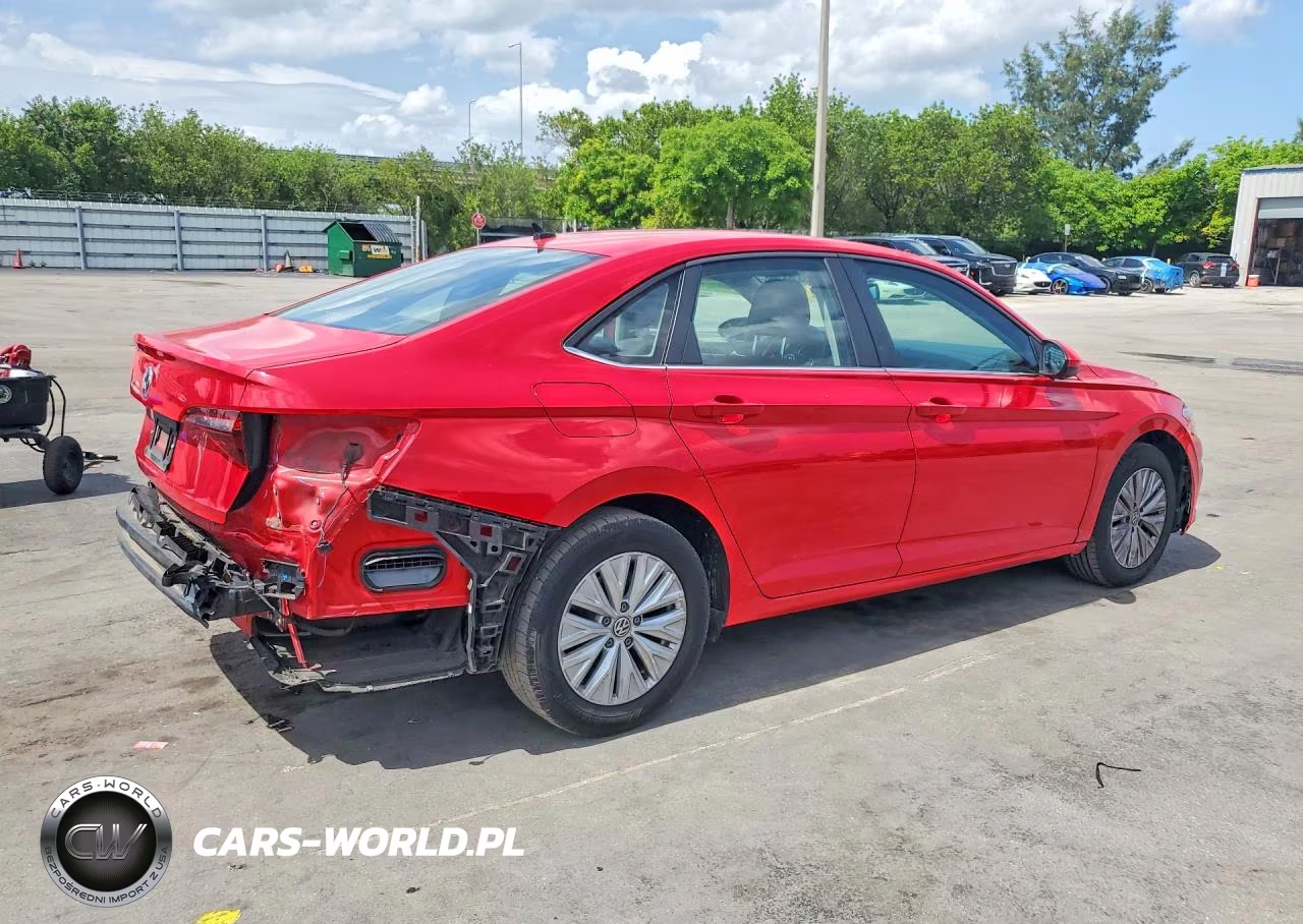 2019 Volkswagen Jetta S VIN:3VWC57BU2KM029147 - 3