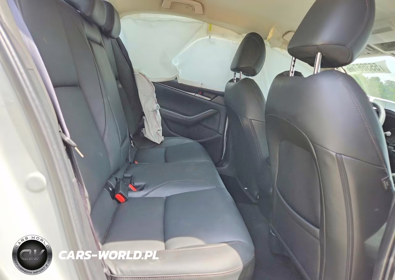 2025 Mazda 3 Select Sport VIN:3MZBPABM3SM471471 - 11