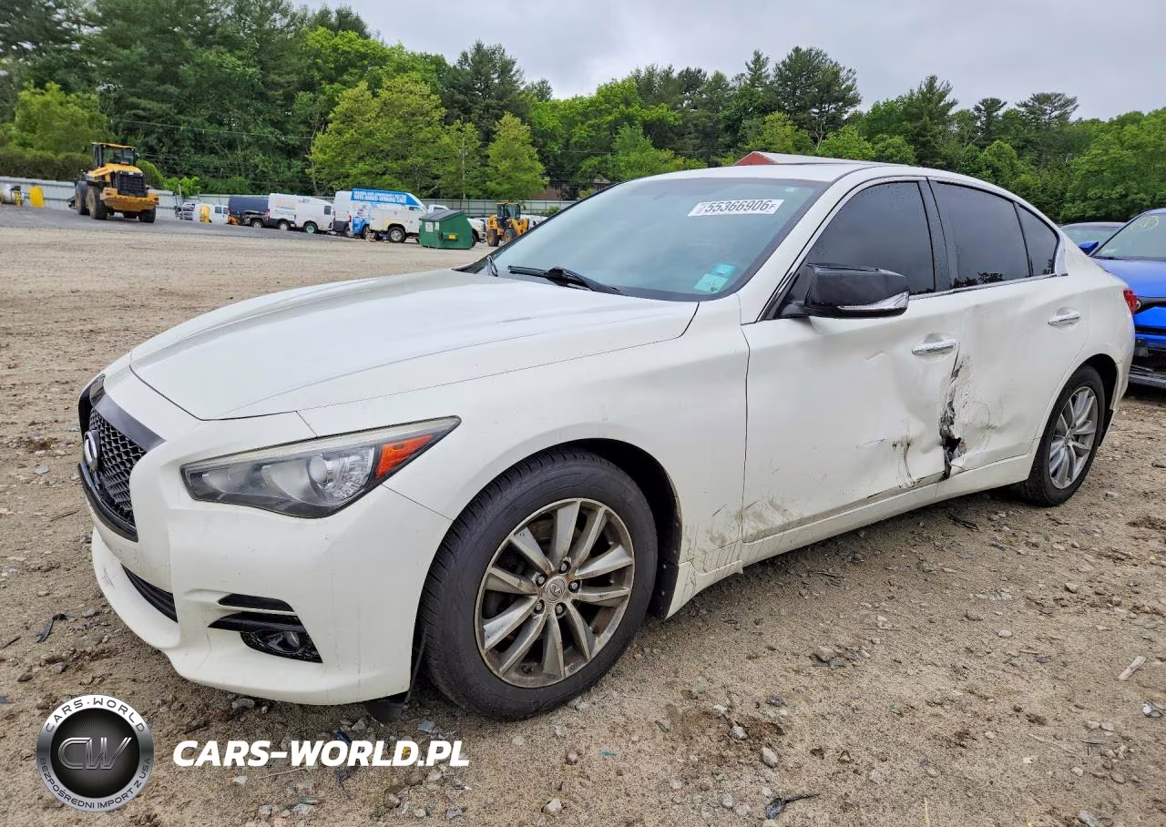 2015 Infiniti Q50 Premium