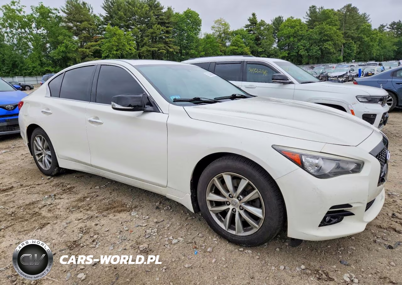 2015 Infiniti Q50 Premium VIN:JN1BV7AR5FM422009 - 4