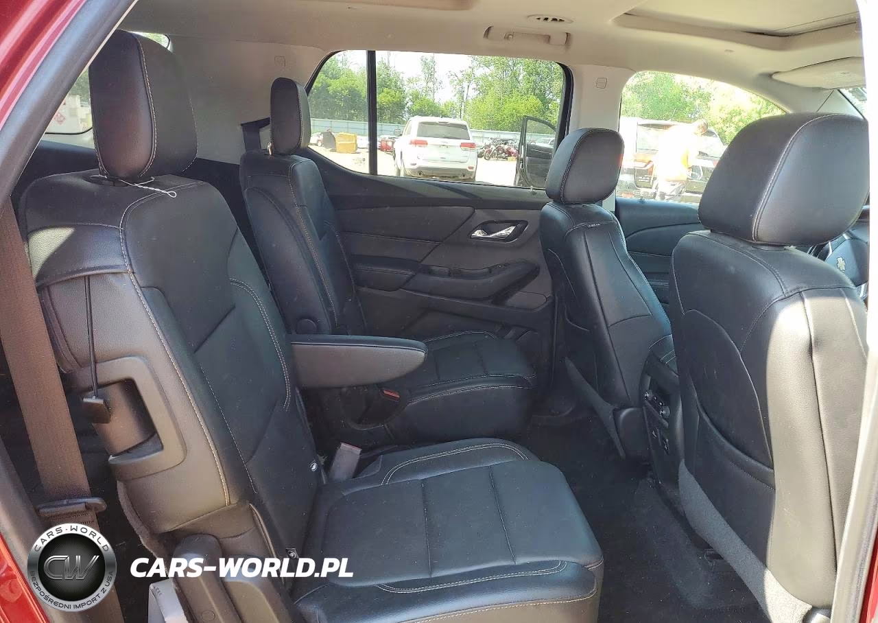 2018 Chevrolet Traverse Lt VIN:1GNERHKW9JJ179752 - 11