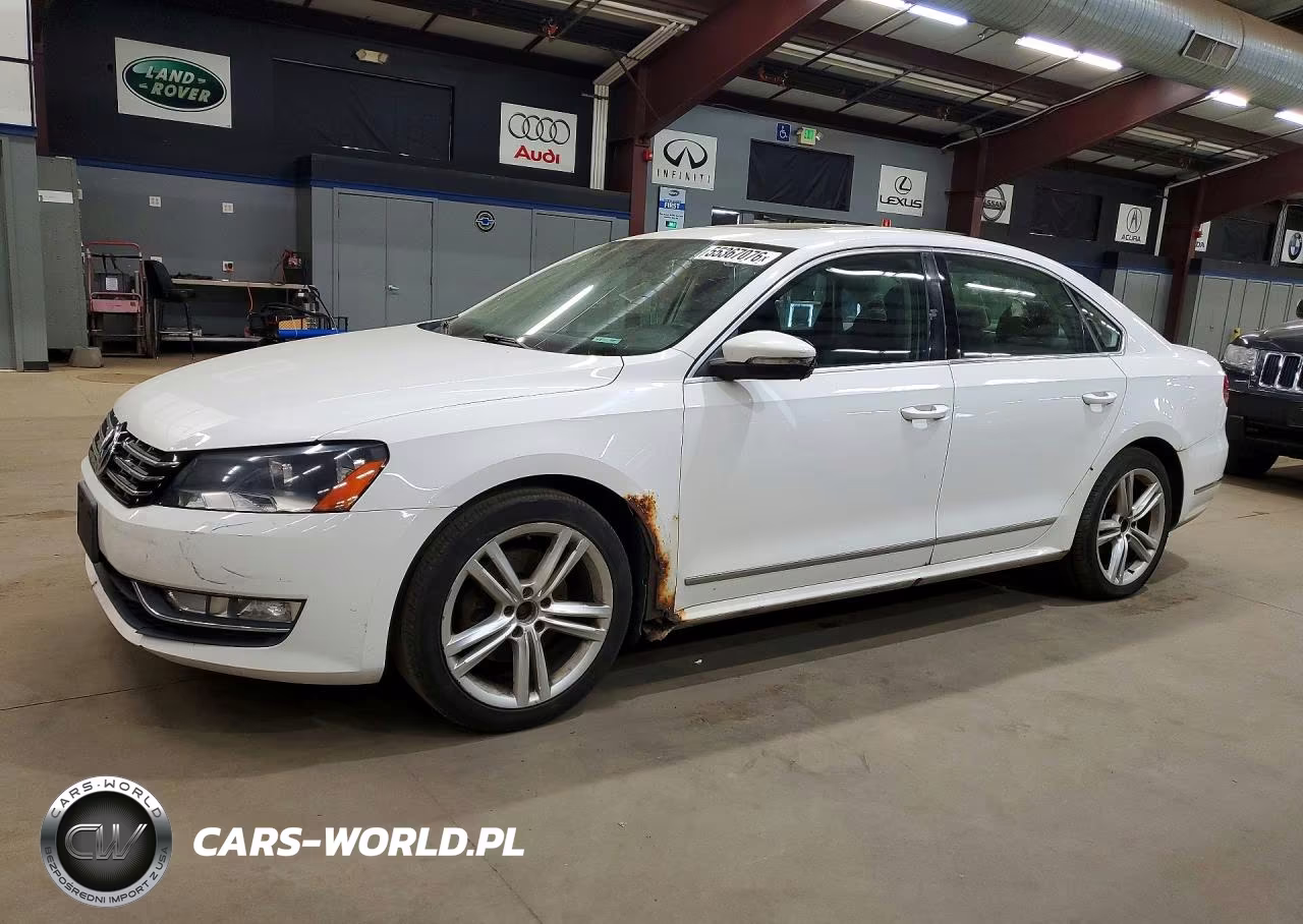 2012 Volkswagen Passat Sel – zdjęcie 1 z 12