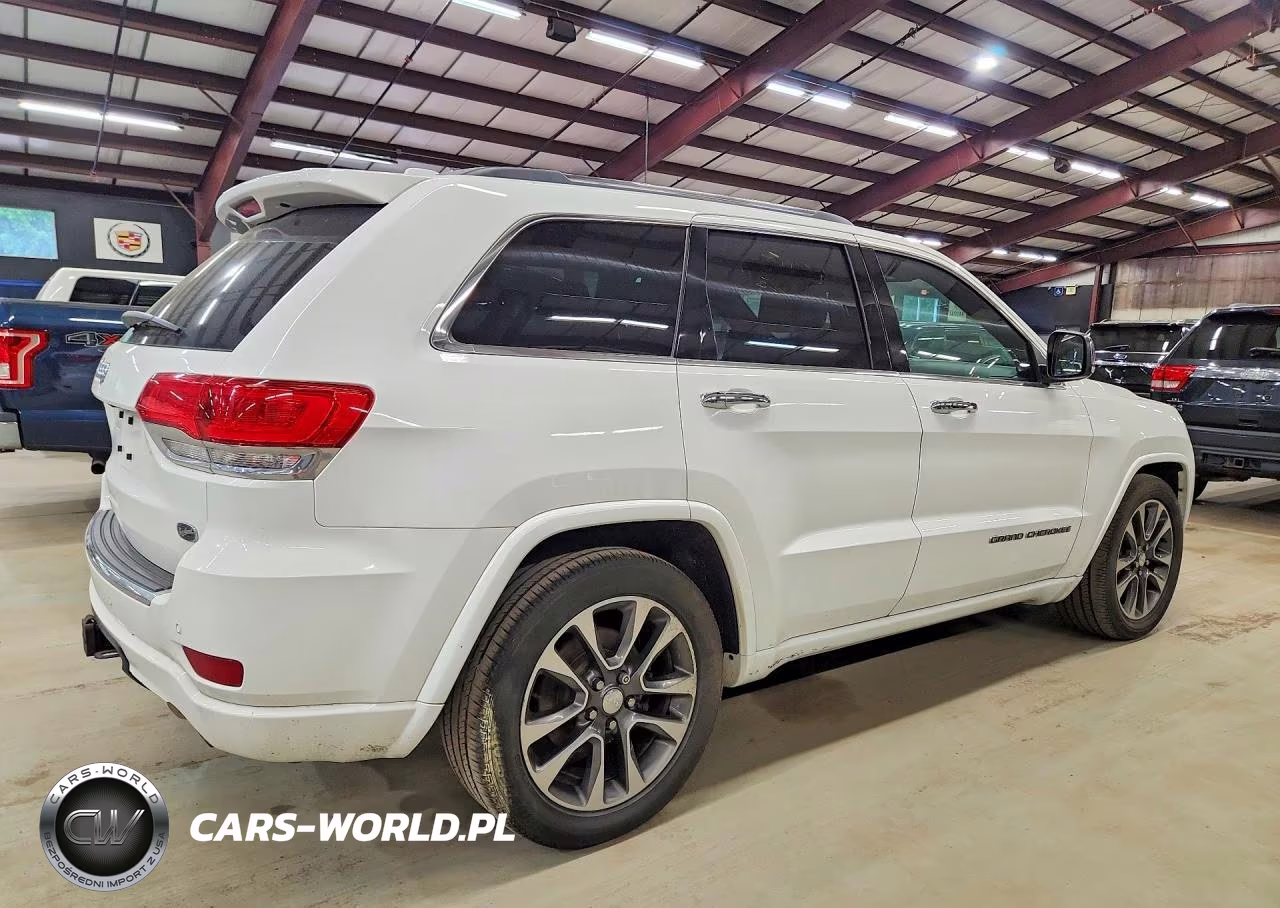2017 Jeep Grand Cherokee Overland VIN:1C4RJFCG8HC693765 - 3