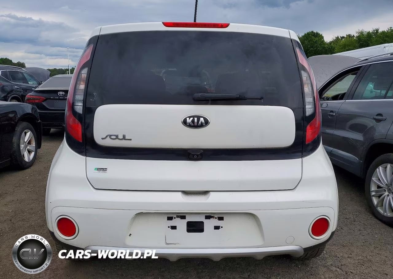 2018 Kia Soul + VIN:KNDJP3A55J7612652 - 6
