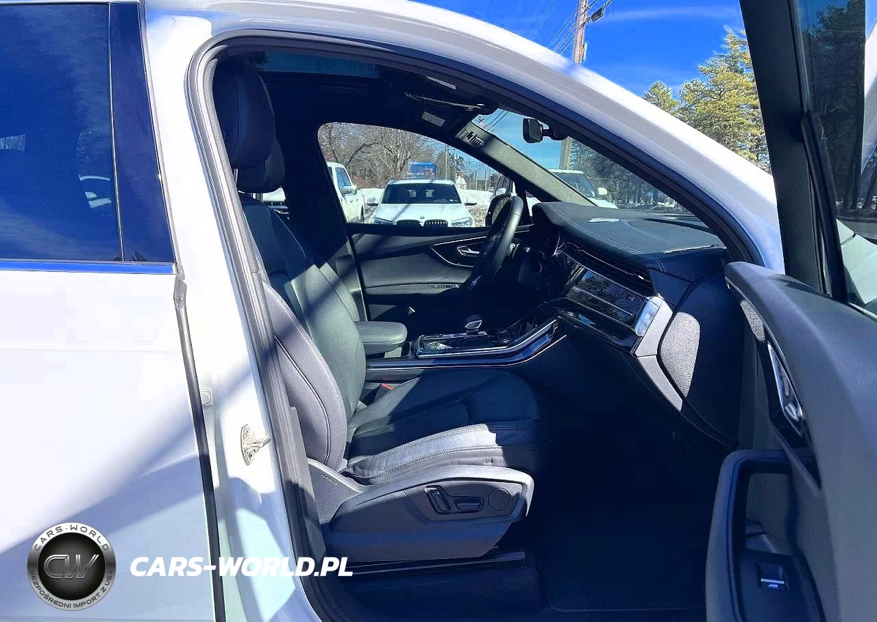 2023 Audi Q7 Premium VIN:WA1ACBF70PD010097 - 5