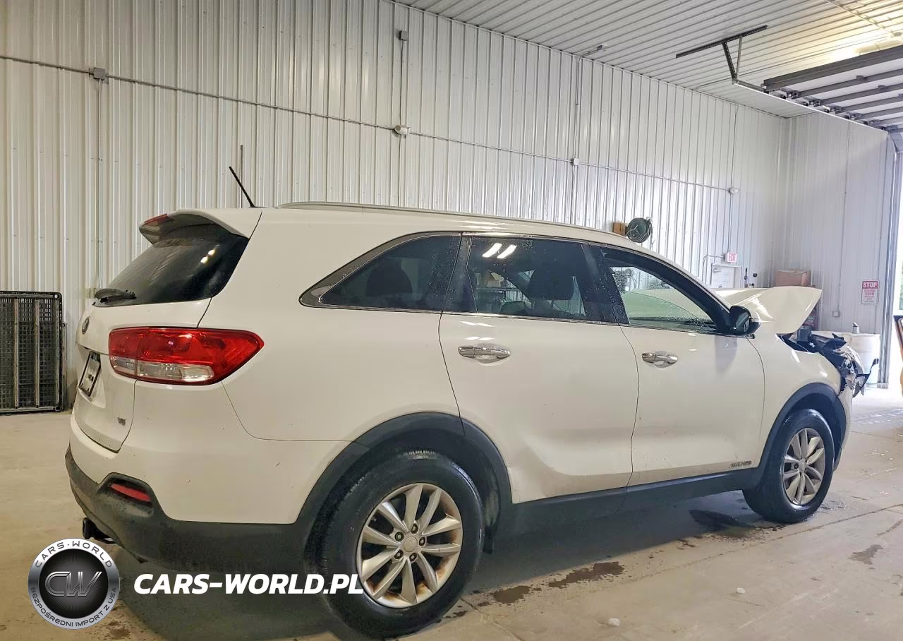 2018 Kia Sorento Lx V6 VIN:5XYPGDA55JG413605 - 3