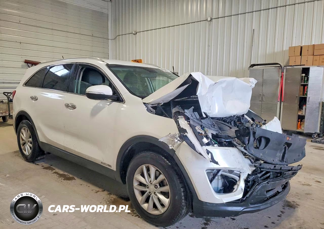 2018 Kia Sorento Lx V6 VIN:5XYPGDA55JG413605 - 4