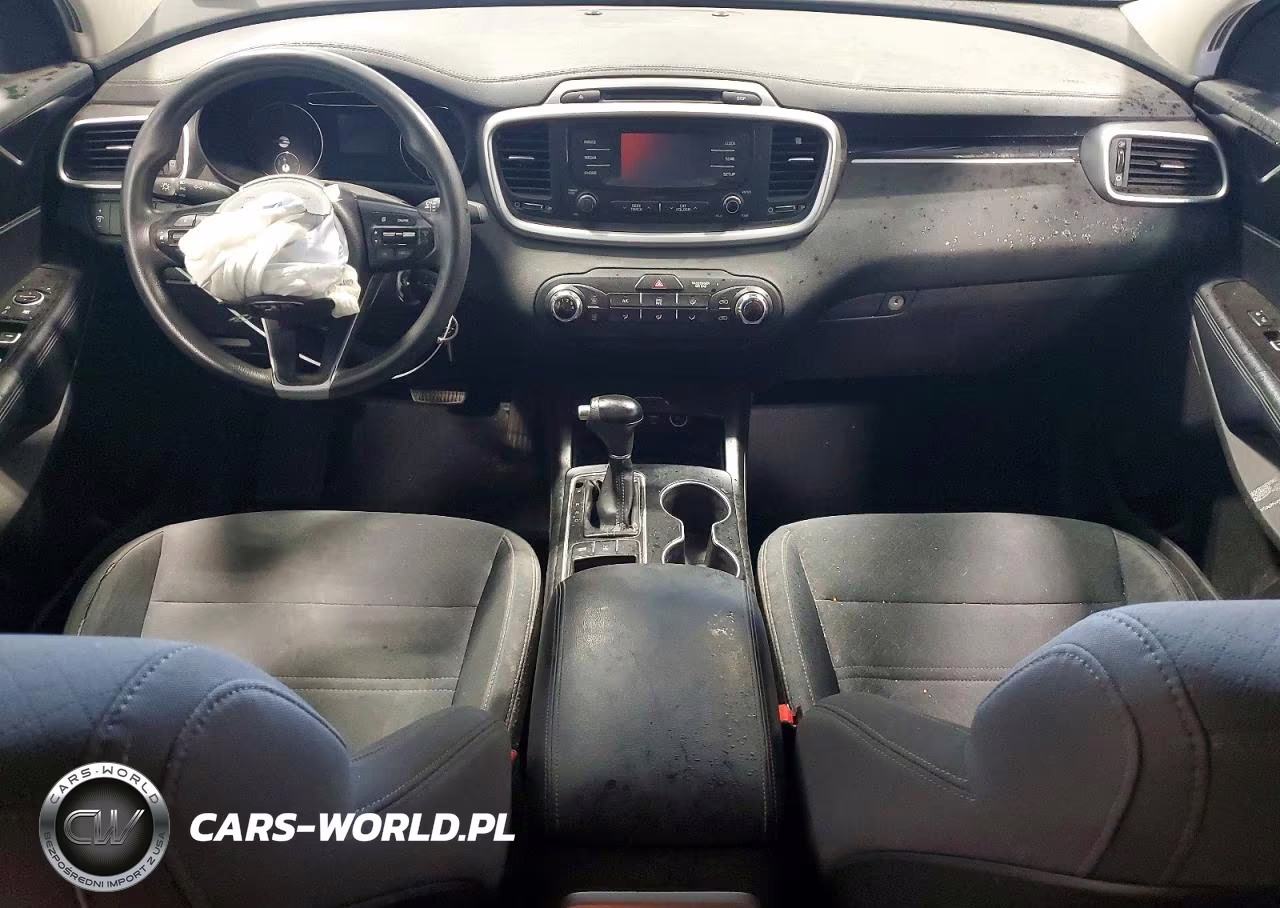 2018 Kia Sorento Lx V6 VIN:5XYPGDA55JG413605 - 8