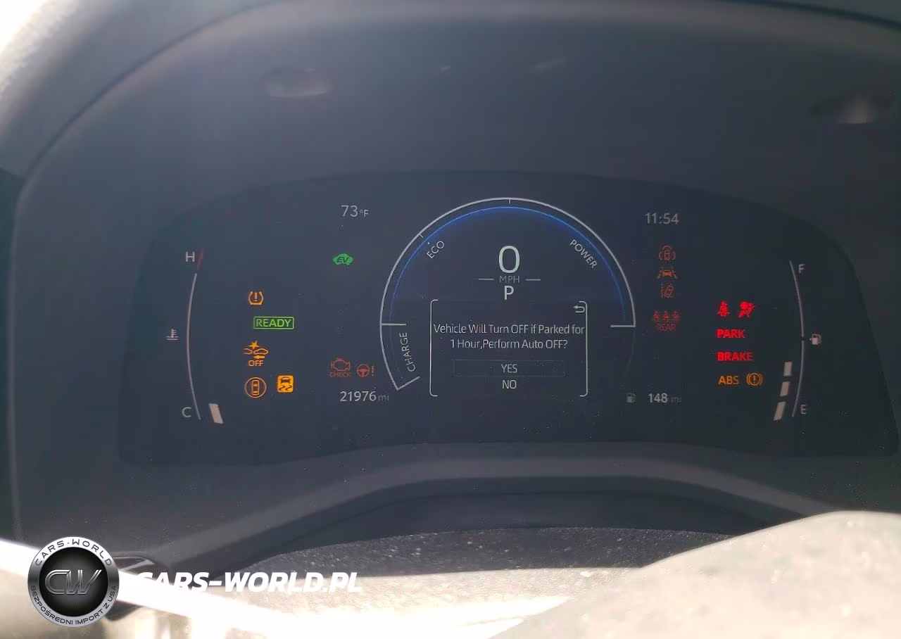 2025 Toyota Camry Le VIN:4T1DAACK5SU192461 - 9