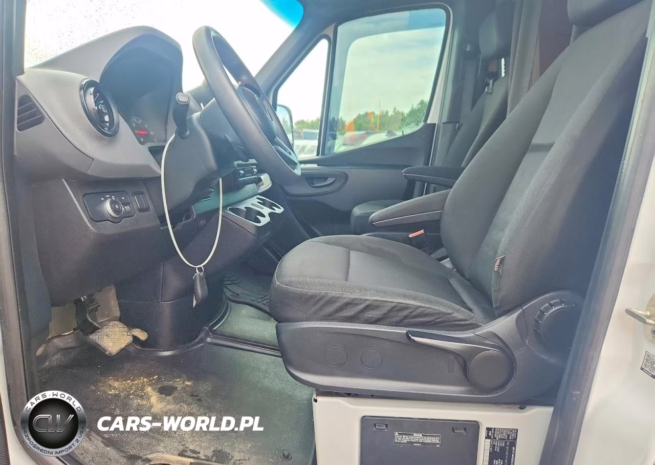 2021 Mercedes Benz Sprinter 2500 VIN:W1Y40CHY2MT058074 - 7