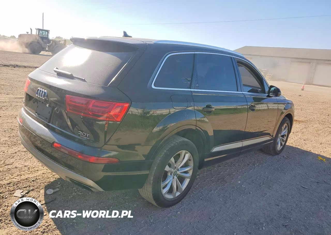 2018 Audi Q7 Premium Plus VIN:WA1LAAF72JD022946 - 3