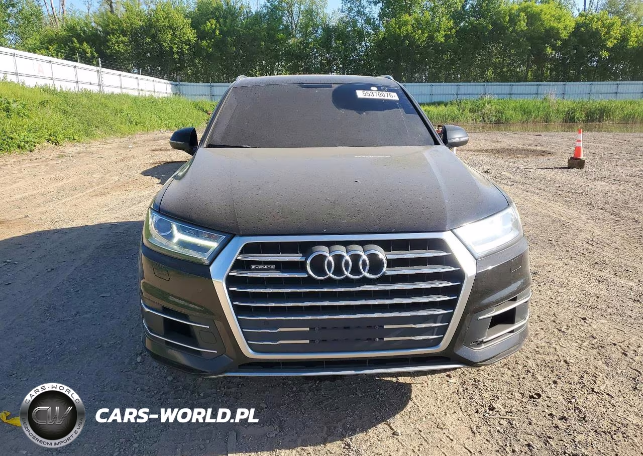 2018 Audi Q7 Premium Plus VIN:WA1LAAF72JD022946 - 5