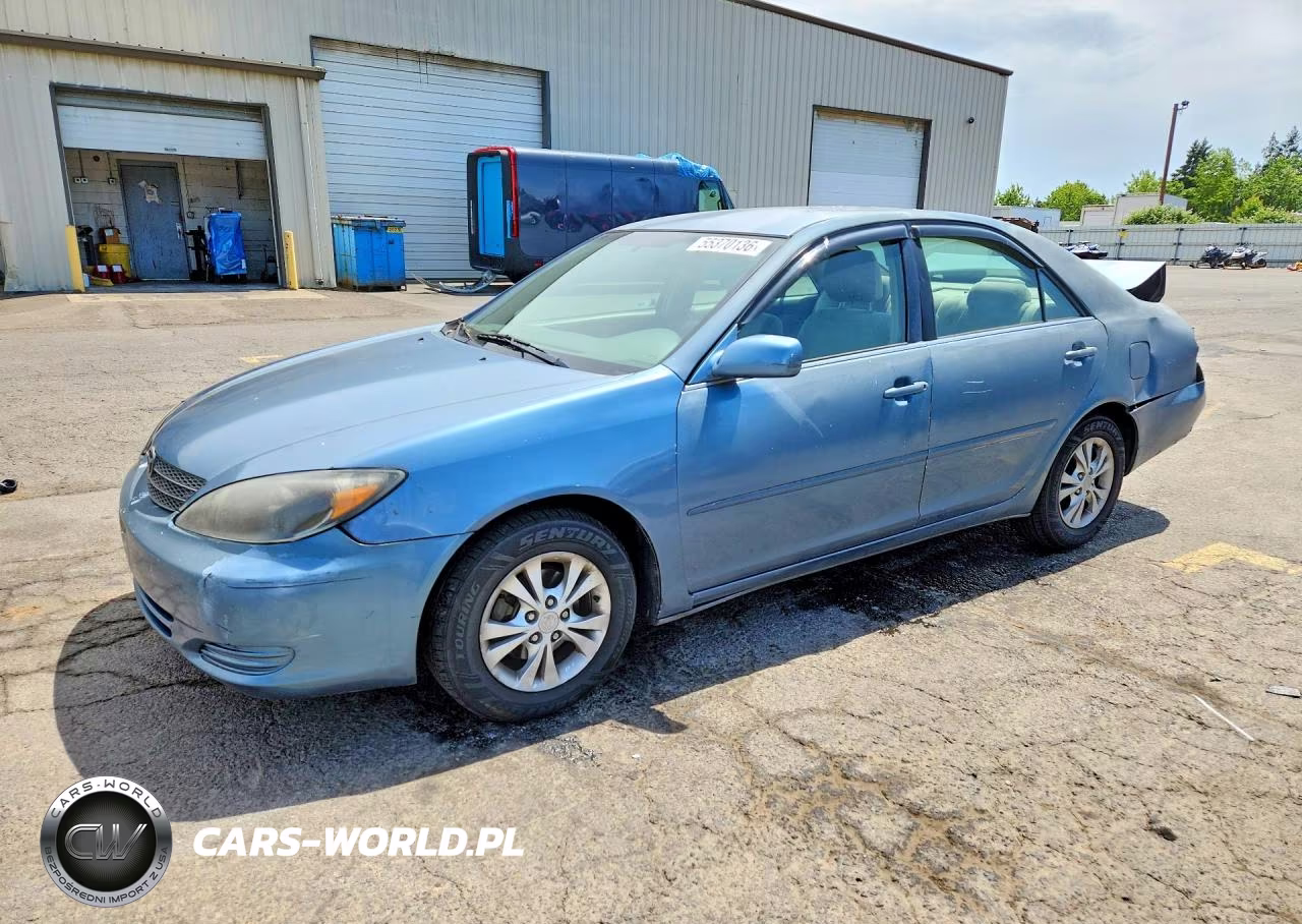 2004 Toyota Camry Le V6 – zdjęcie 1 z 12