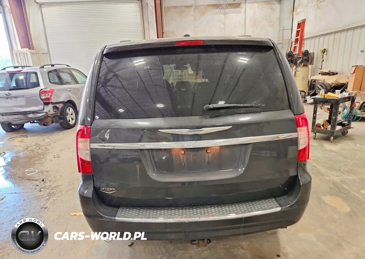 2012 Chrysler Town & Country Touring VIN:2C4RC1BG7CR189612 - 6