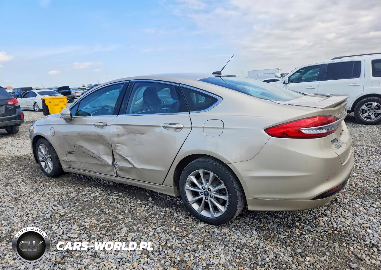 2017 Ford Fusion VIN:3FA6P0SU7HR209825 - 2