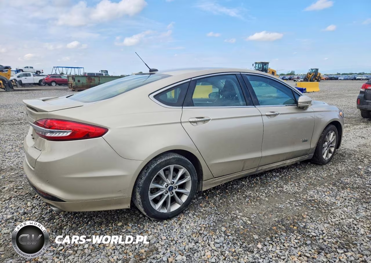 2017 Ford Fusion VIN:3FA6P0SU7HR209825 - 3