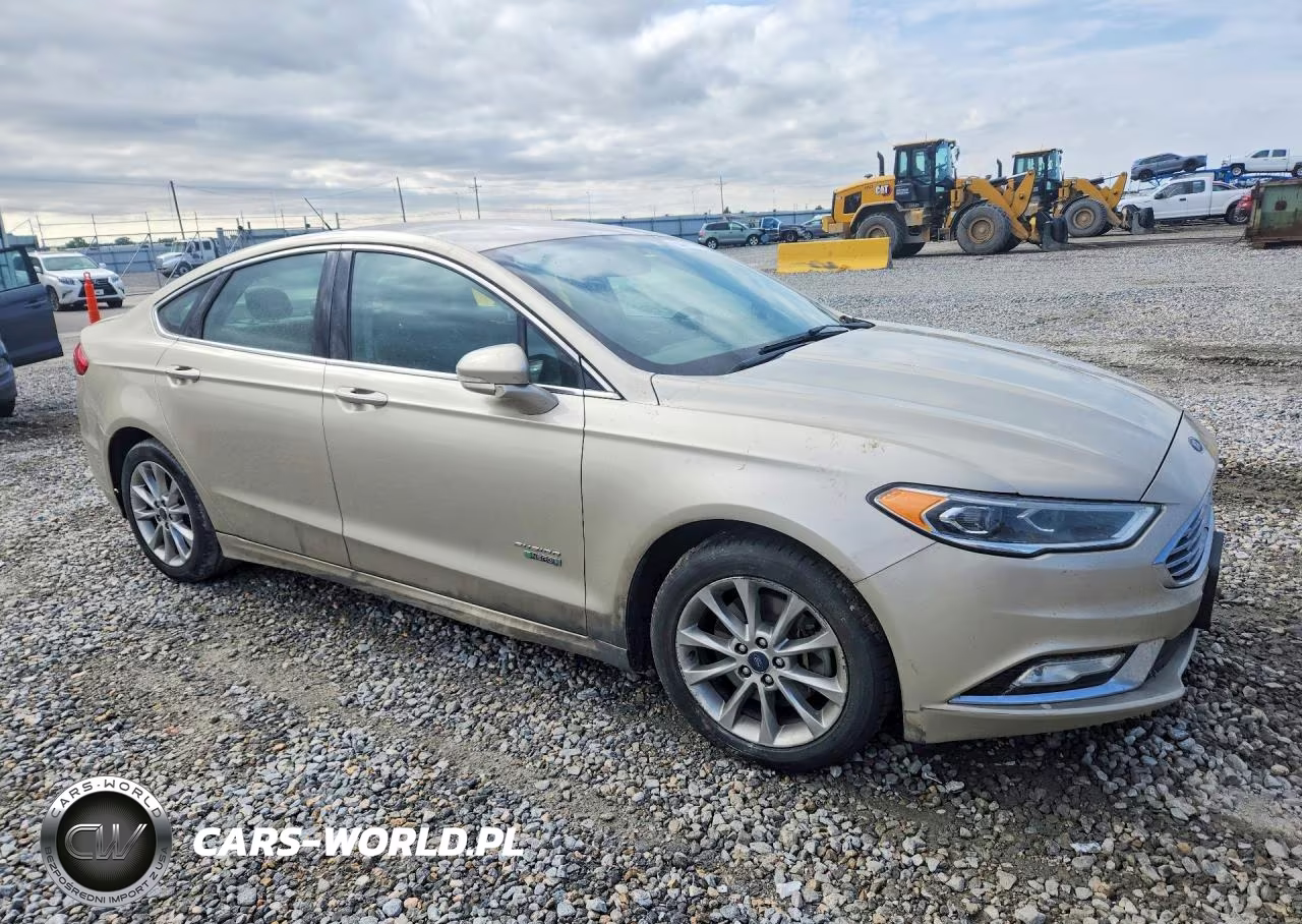 2017 Ford Fusion VIN:3FA6P0SU7HR209825 - 4