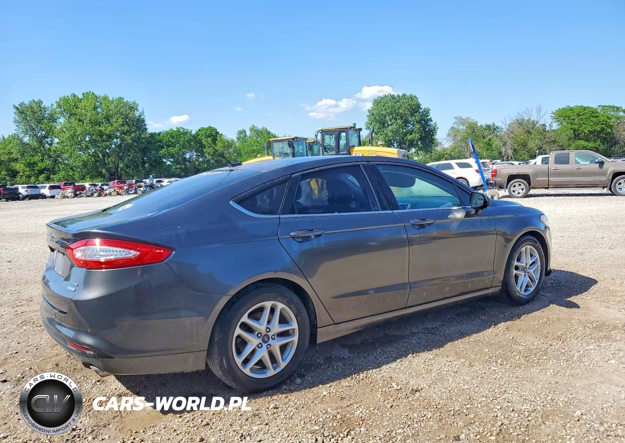 2015 Ford Fusion Se VIN:1FA6P0HD6F5113336 - 3