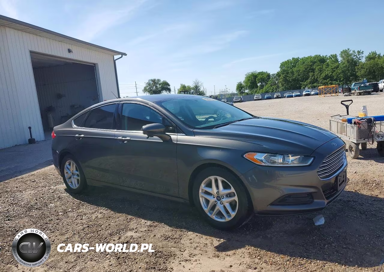 2015 Ford Fusion Se VIN:1FA6P0HD6F5113336 - 4
