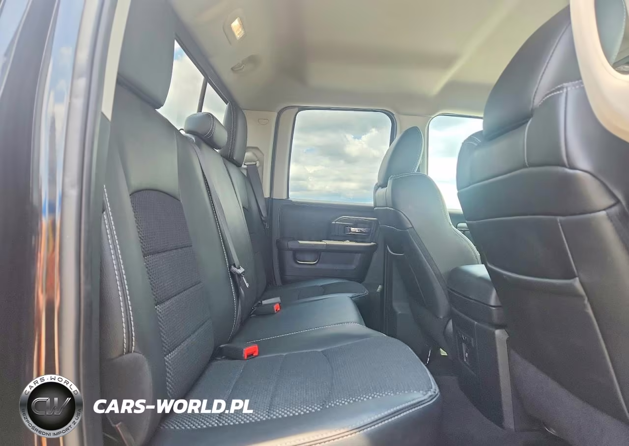 2018 Ram 1500 Sport VIN:1C6RR7HT9JS125046 - 10