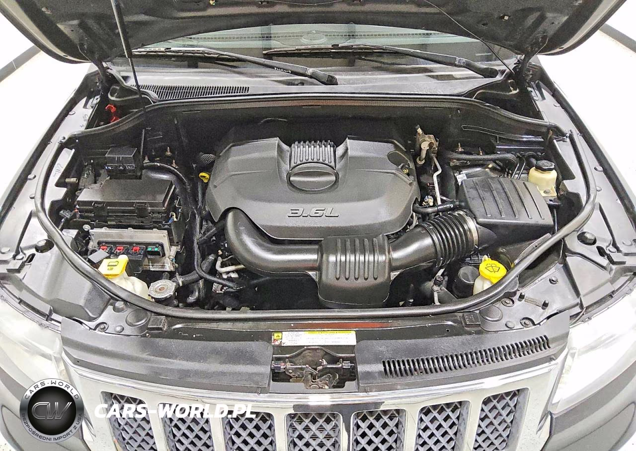 2011 Jeep Grand Cherokee Overland VIN:1J4RS6GG4BC659766 - 12