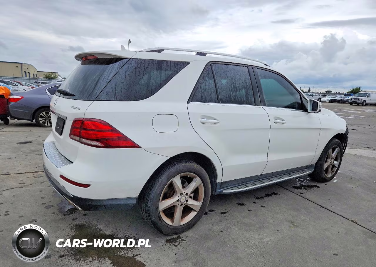2017 Mercedes-Benz Gle 350 4Matic VIN:4JGDA5HB0HA884461 - 3