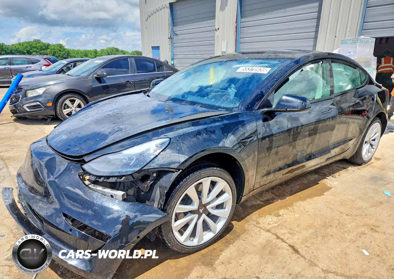 2022 Tesla Model 3 – zdjęcie 1 z 12