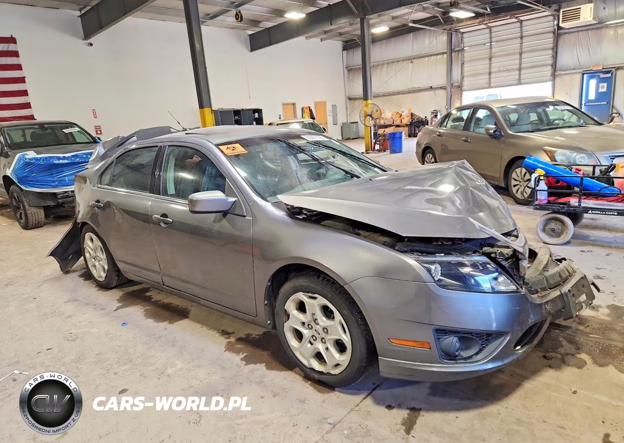 2010 Ford Fusion Se VIN:3FAHP0HA2AR111572 - 4