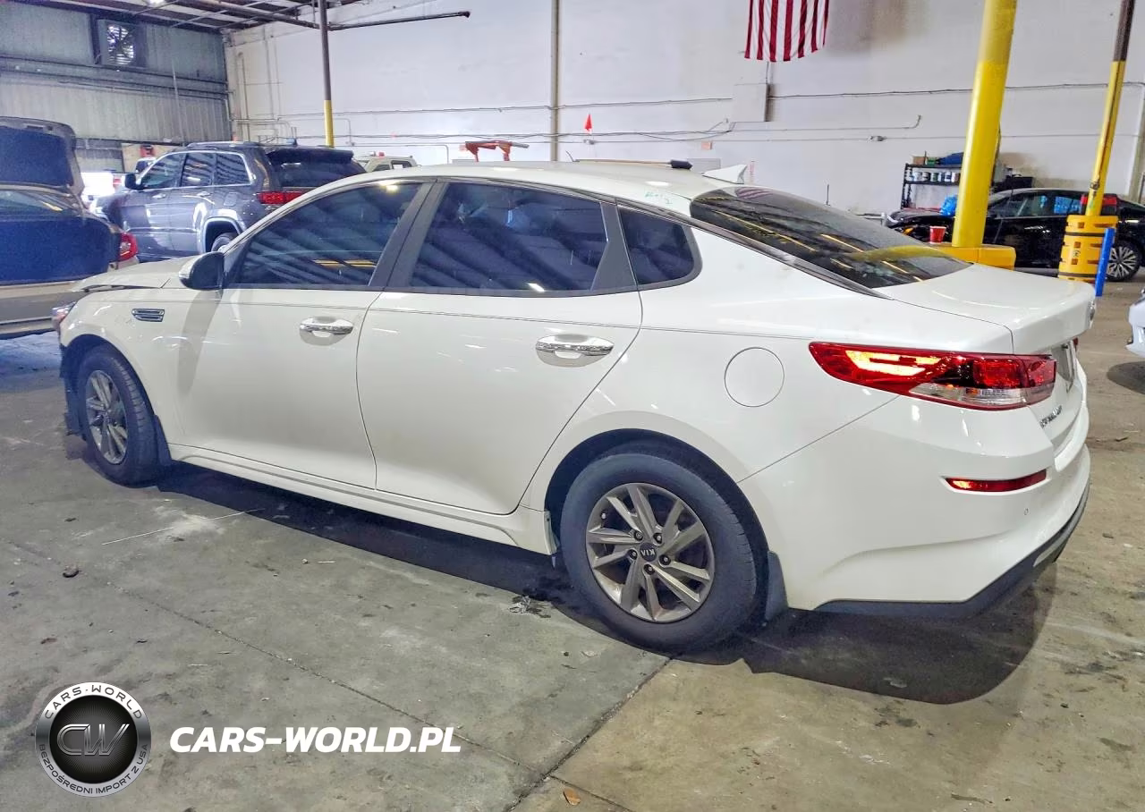 2019 Kia Optima Lx VIN:5XXGT4L38KG322826 - 2