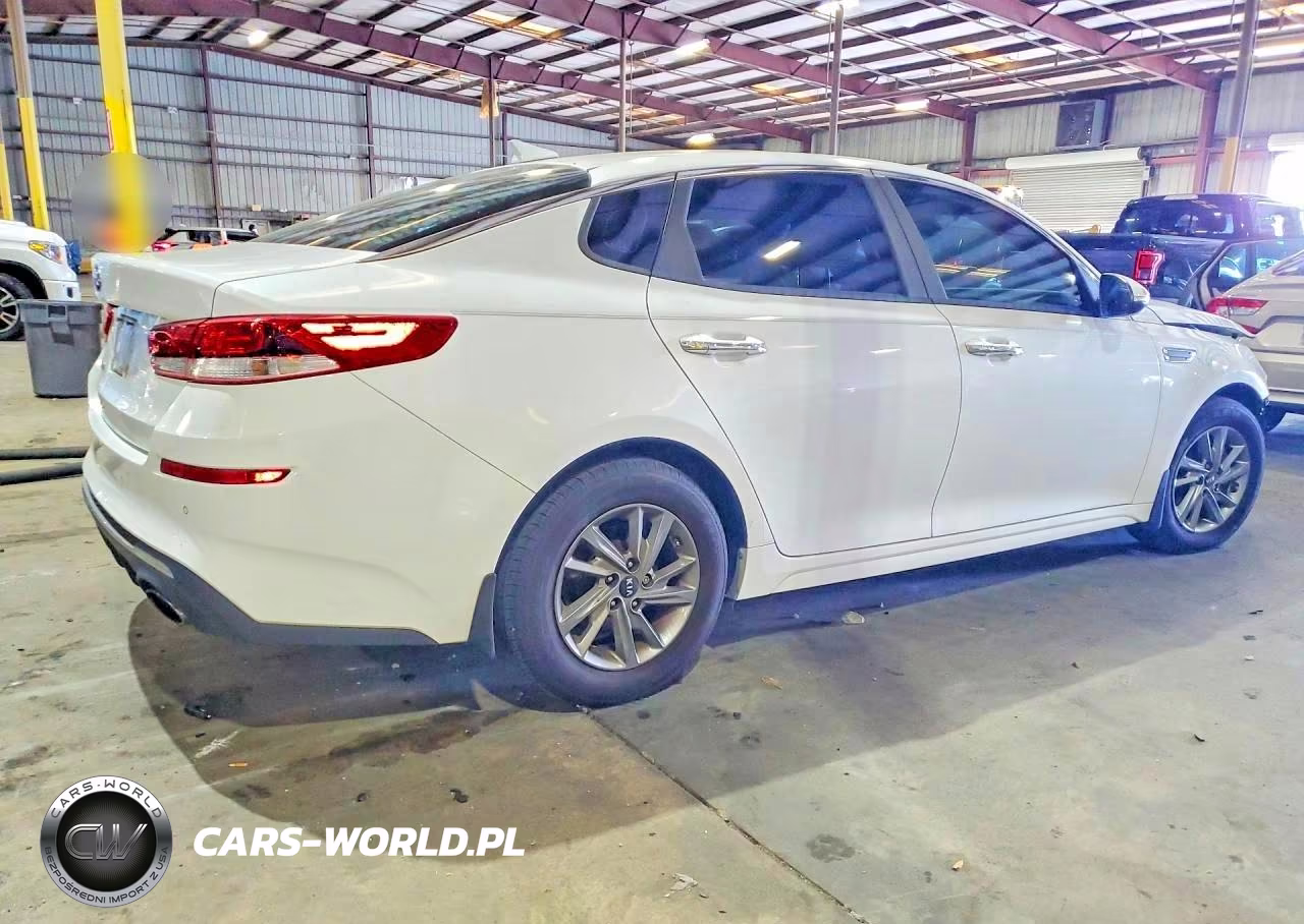2019 Kia Optima Lx VIN:5XXGT4L38KG322826 - 3