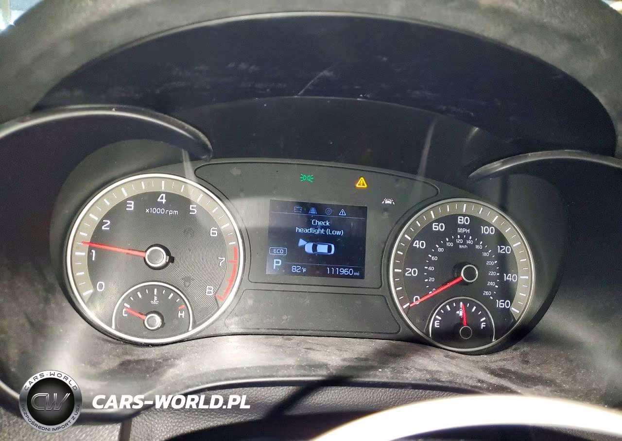 2019 Kia Optima Lx VIN:5XXGT4L38KG322826 - 9